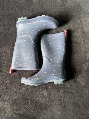 Navy Star Pattern Rain Boots with Pink Trim